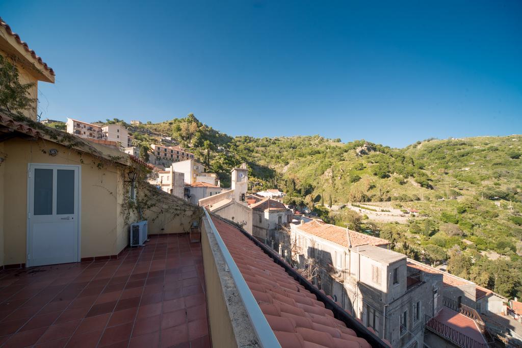 The Clock Houses Borgo Gallodoro Летоянні Екстер'єр фото